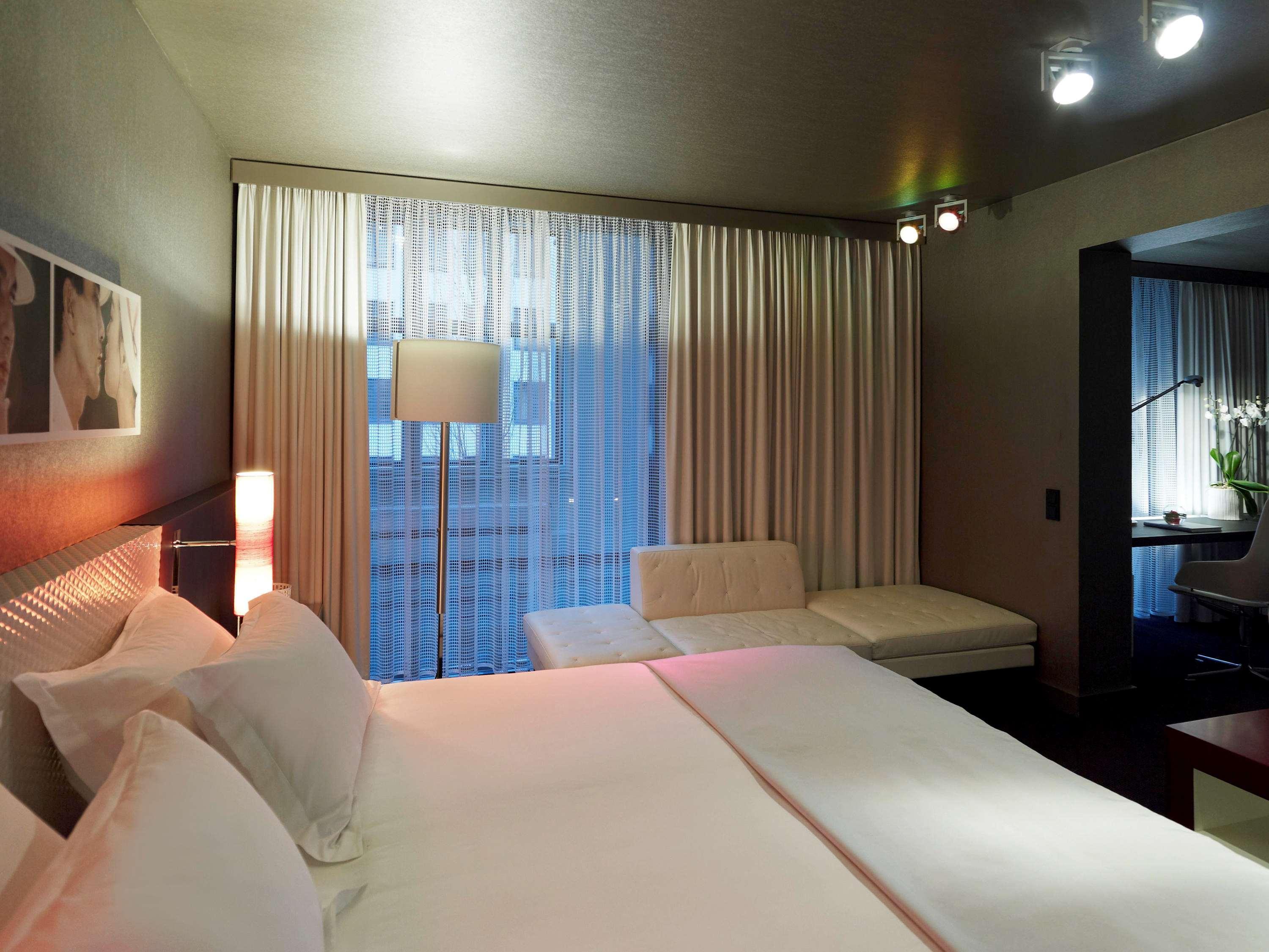 Sofitel Munich Bayerpost Hotel Ngoại thất bức ảnh A room at the hotel