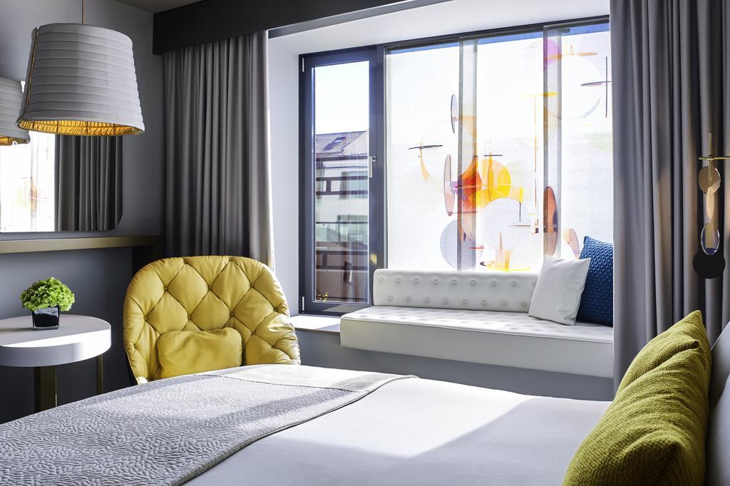 Sofitel Munich Bayerpost Hotel Ngoại thất bức ảnh A room at the hotel